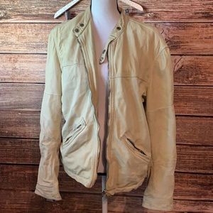 Brogden Track Light Yellow Jacket